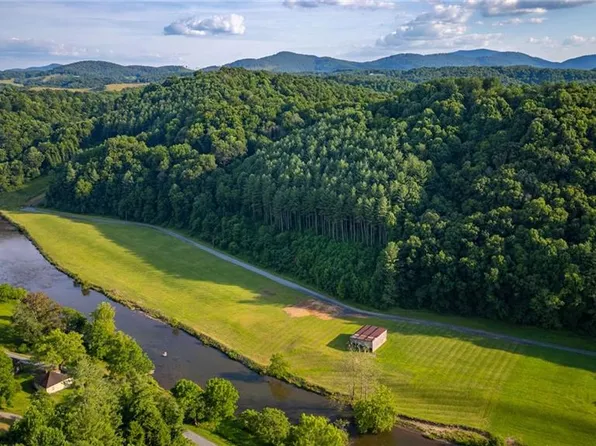 Ballou Farm Rd, Crumpler, NC 28617