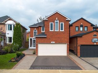 5967 Cherrywood Pl, Mississauga, ON L5M4Z6
