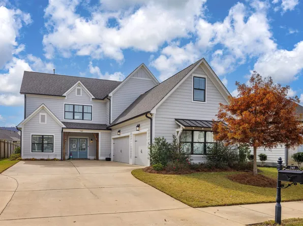 749 Griffin Park Cir, Birmingham, AL 35242