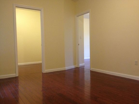 3rd image of 323 E 108th St APT 22