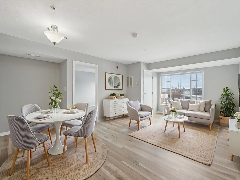 Somerset Place Apartments