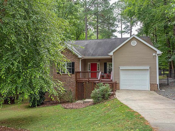 4th image of 3004 Beech Grove Dr