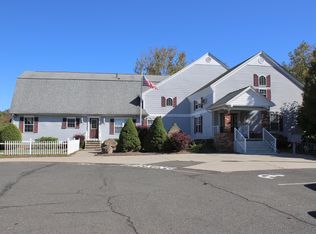 59 Pleasant St APT 101, Granby, MA 01033
