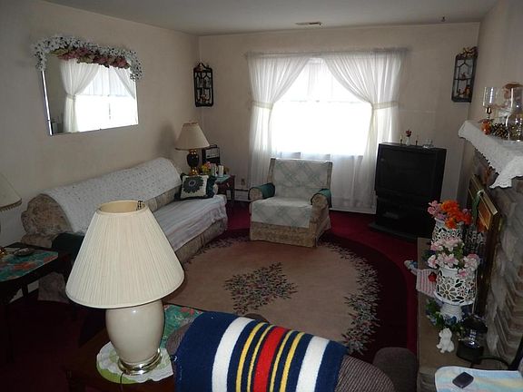 4th image of 997 Norris Dr