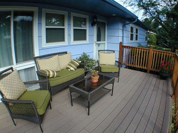 Large TREX front deck