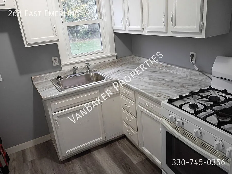 2 bed, $950 — Photo 4