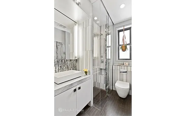 Sold by Douglas Elliman | media 6