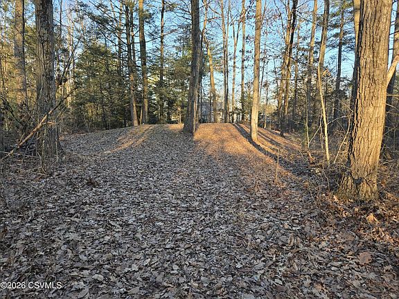 3rd image of 4 Diehl Rd