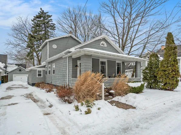 460 Kalamazoo St, South Haven, MI 49090