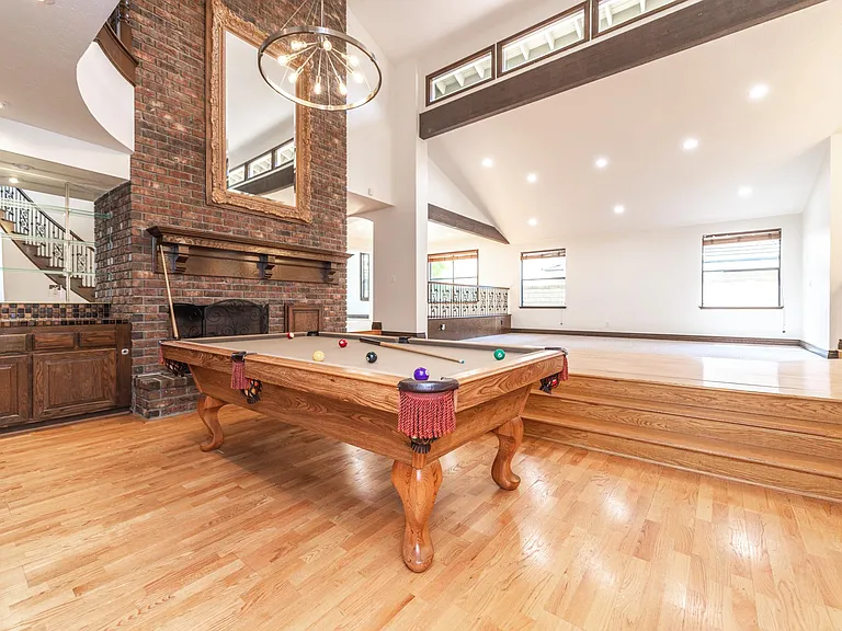 24692 Kings Rd — Photo 15
