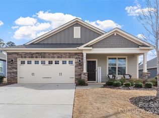 7127 Chrysanthemum Rd, Lancaster, SC 29720