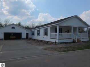 3070 Buttermilk Loop, Traverse City, MI 49686