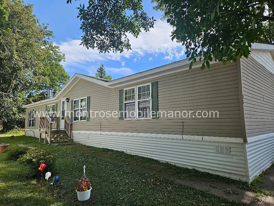 400 Center Ave S #78