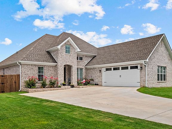 2nd image of 9864 Meadow Creek Dr