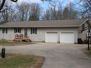N7095 Paul Rd, Black River Falls, WI 54615
