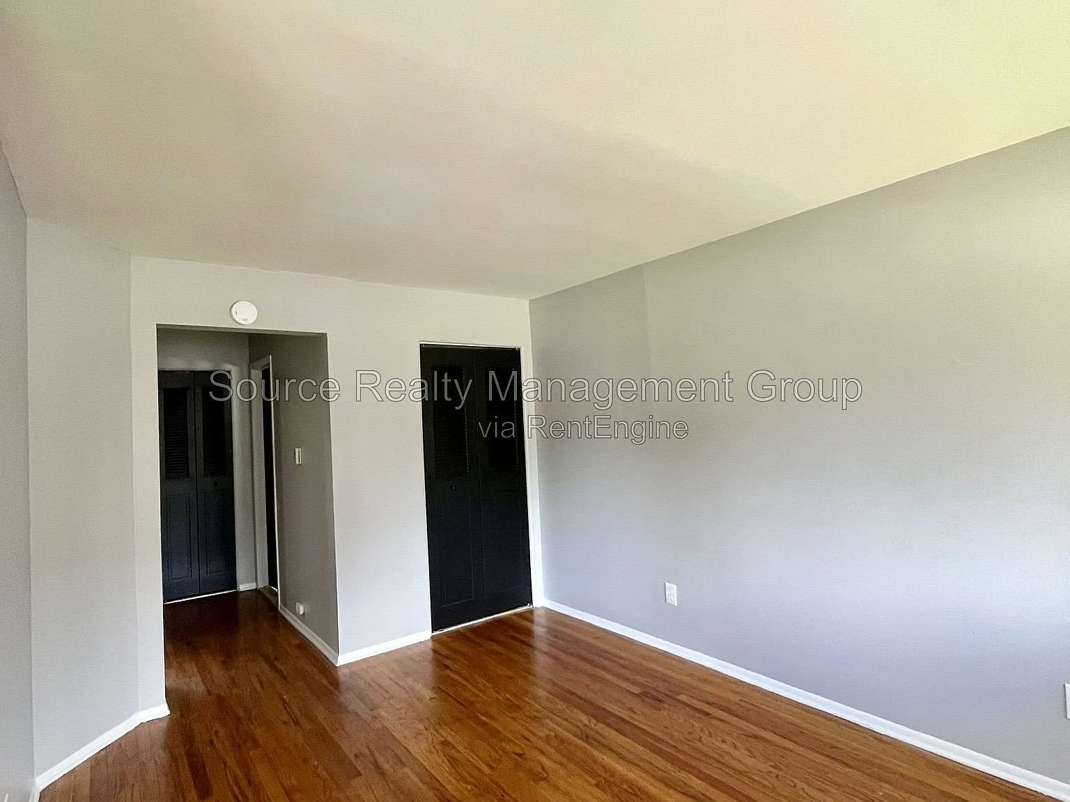 1 bed, 1.0 bath, 750 sqft, $850 — Photo 2