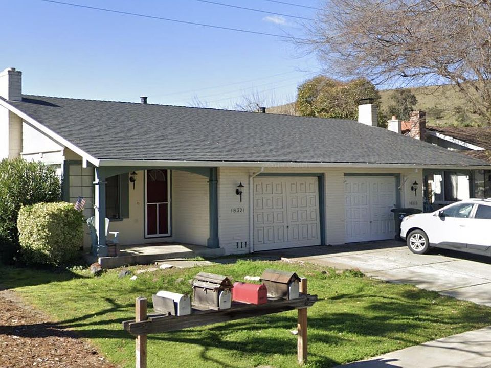 1st image of 18321 Carriage Dr