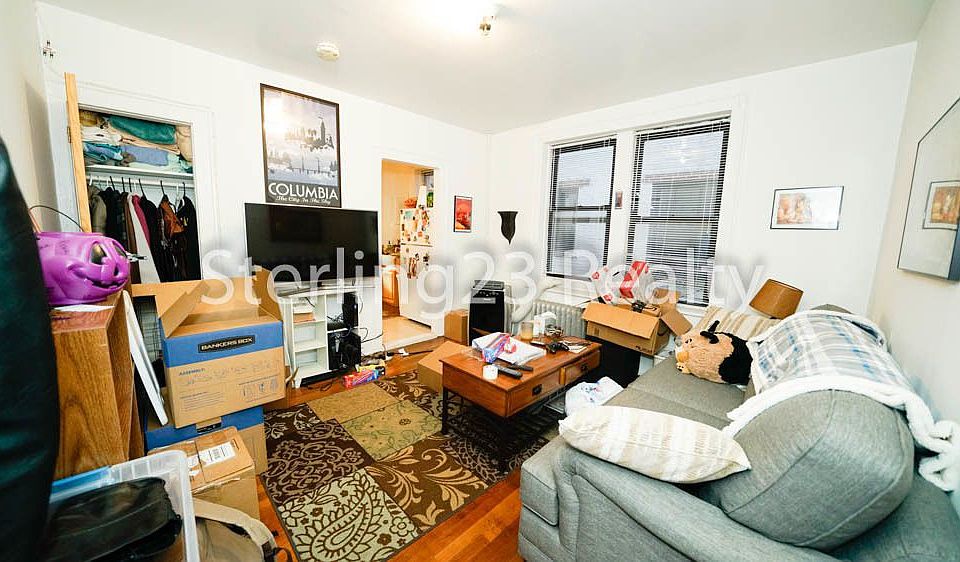 1st image of 2119 27th St APT 1C