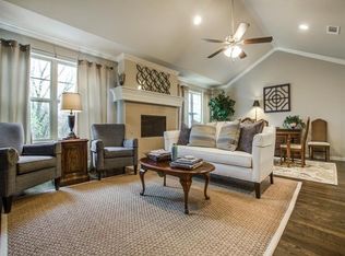 8717 Tudor Pl, Dallas, TX 75228