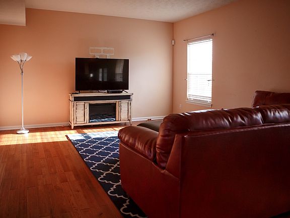 3rd image of 2788 Parkerridge Dr