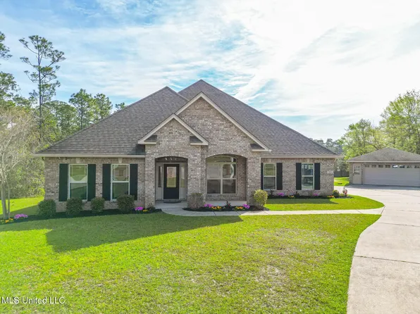 7808 Zachary Oaks Dr, Biloxi, MS 39532