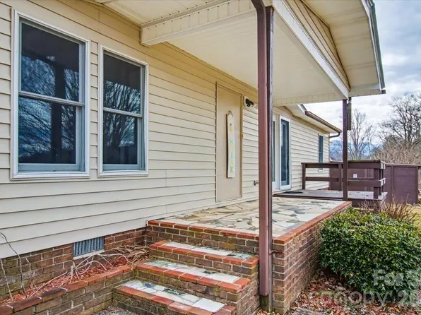 170 Styles Rd, Burnsville, NC 28714