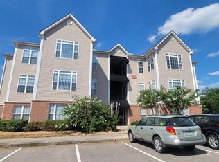 2501 Huntscroft Ln APT 102, Raleigh, NC 27617