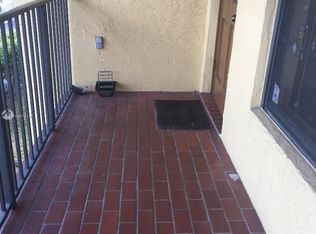 8978 NW 21st St #14, Hollywood, FL 33024