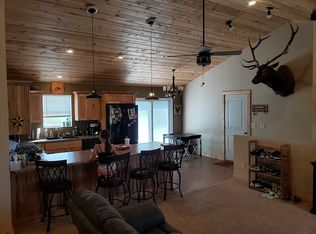 417 Marner Dr, Lone Tree, IA 52755