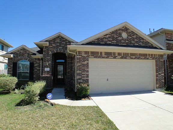2nd image of 21154 Sierra Bend Dr