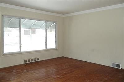 2nd image of 1531 Levona St