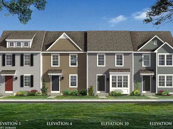 21 Scrub Pine Ct, Bunker Hill, WV 25413