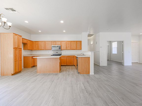 5th image of 12750 W Glenrosa Dr