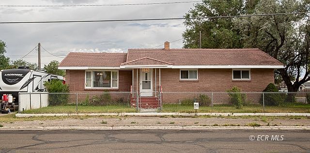 1st image of 1112 Ruby Ave