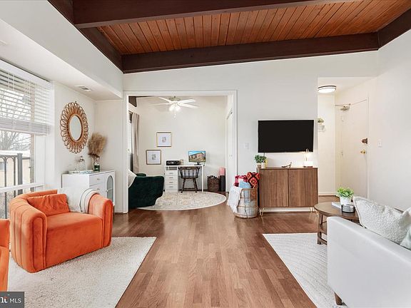 5th image of 4901 Americana Dr APT 202