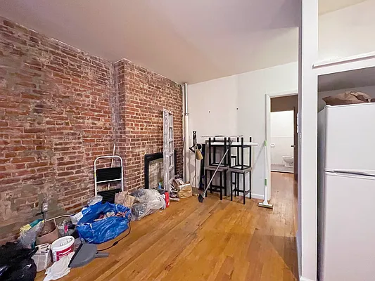 Rented by Taichi Fudosan | media 1