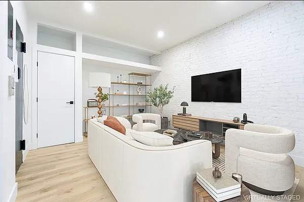 Rented by Compass | media 2