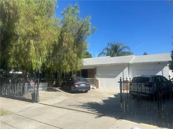 20957 Community St, Canoga Park, CA 91304