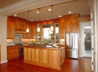 6630 NW Meridian Ridge Dr, Portland, OR 97210