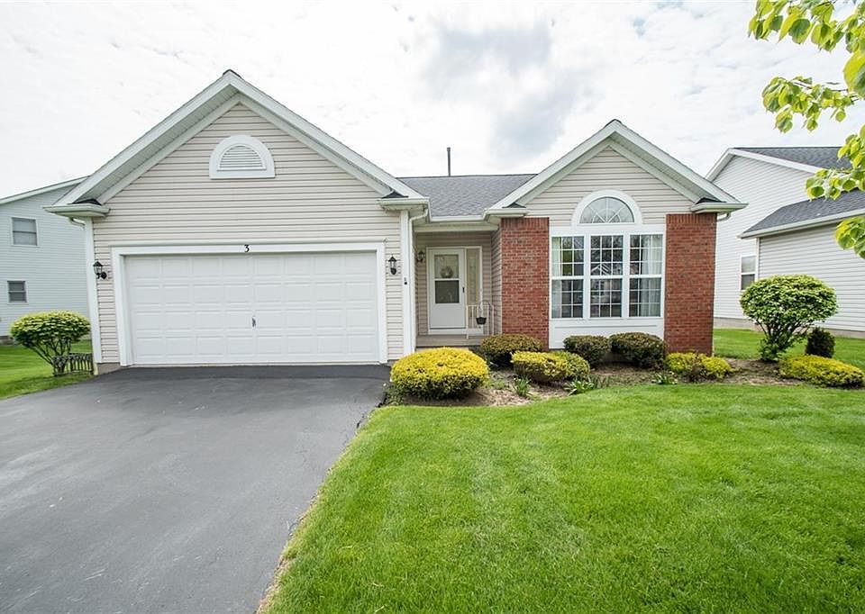 1st image of 3 Lilly Pond Cir