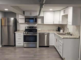 127 E 46th St #15, Kansas City, MO 64112