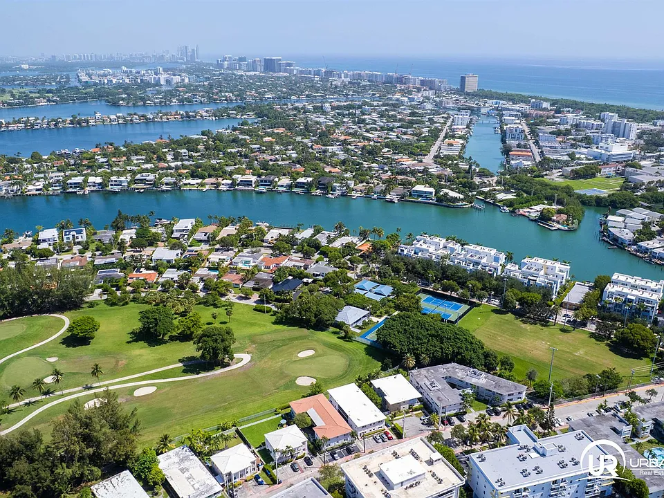 117 S Shore Dr #2