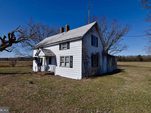 5th image of 36136 Layton Ln