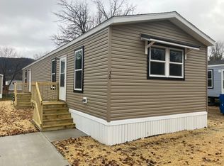 30 Millie Lacs Ln #ML30, Winona, MN 55987