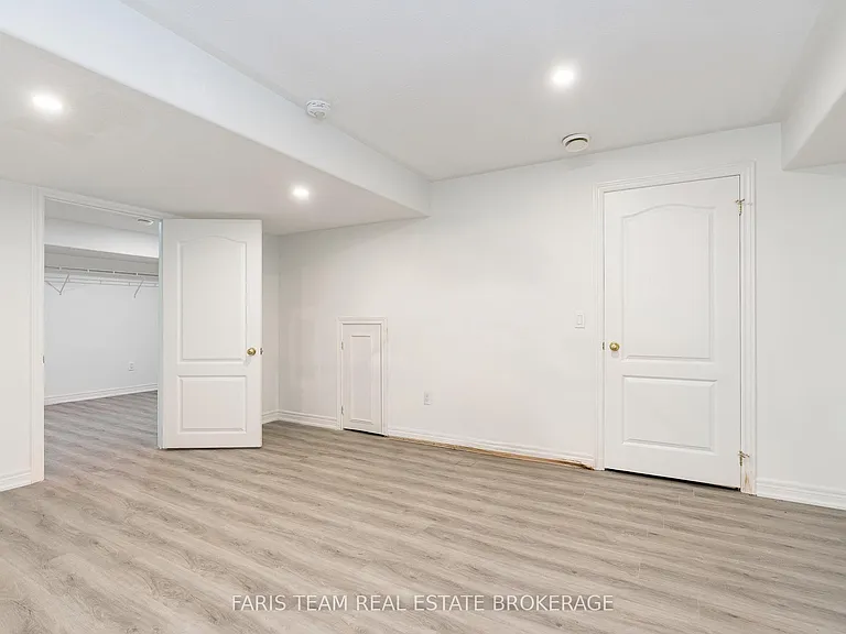 2 Vanessa Dr — Photo 30