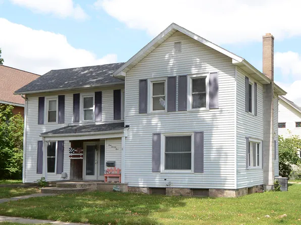 125 E Maple St, Vicksburg, MI 49097