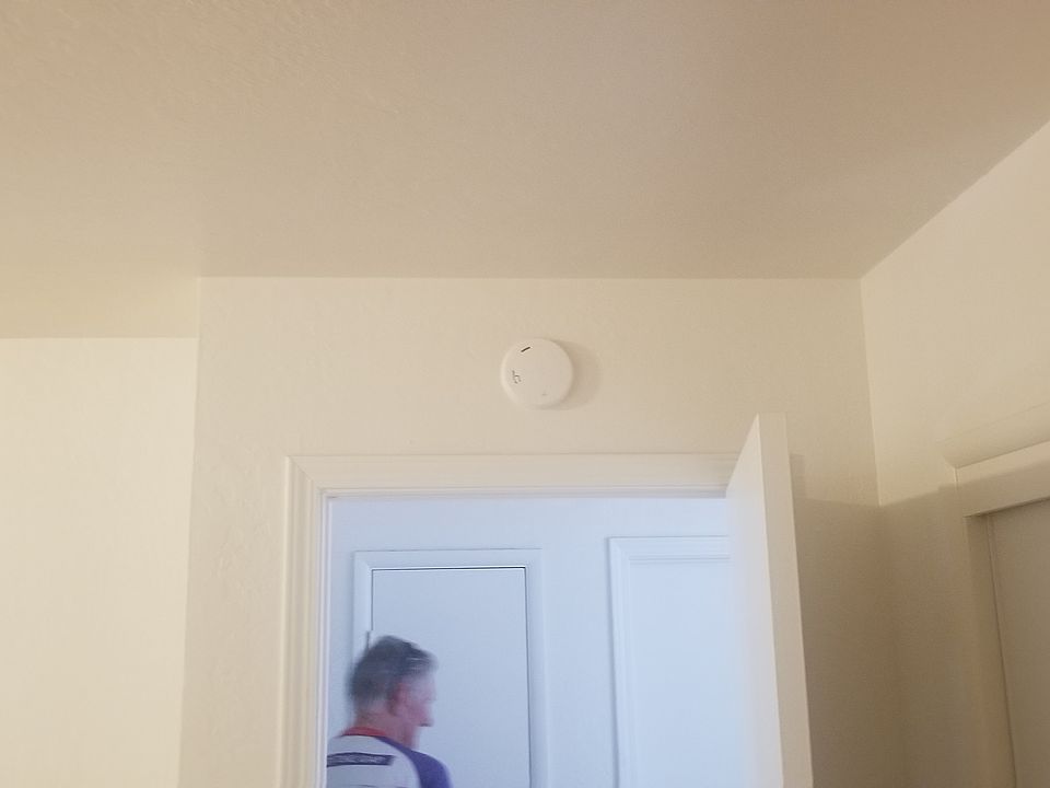 1st image of 2187 Franklin Ave #2193