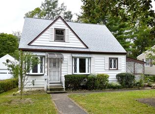 39 Cresswell Ave, Bedford, OH
