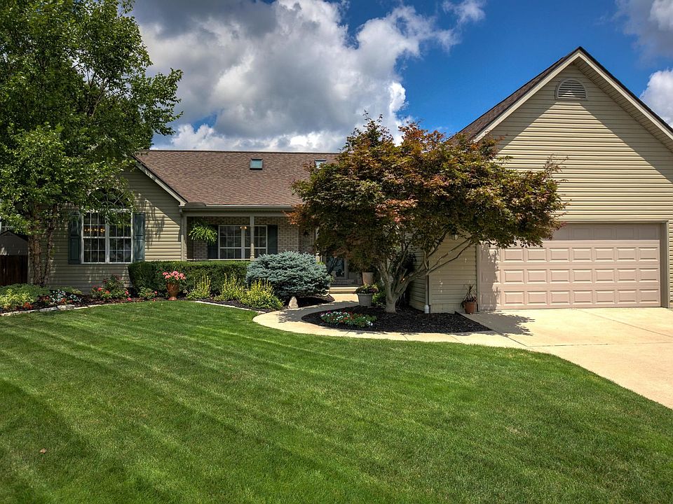 1st image of 2330 N Ziner Cres