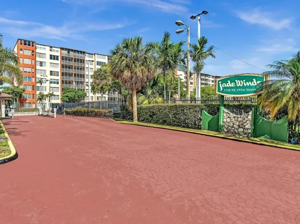 (undisclosed Address), North Miami Beach, FL 33179